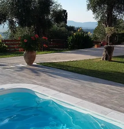 Villa Pelekas فيلة *