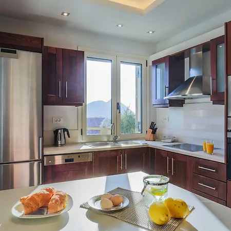 Villa Pelekas Βίλα Πέλεκας